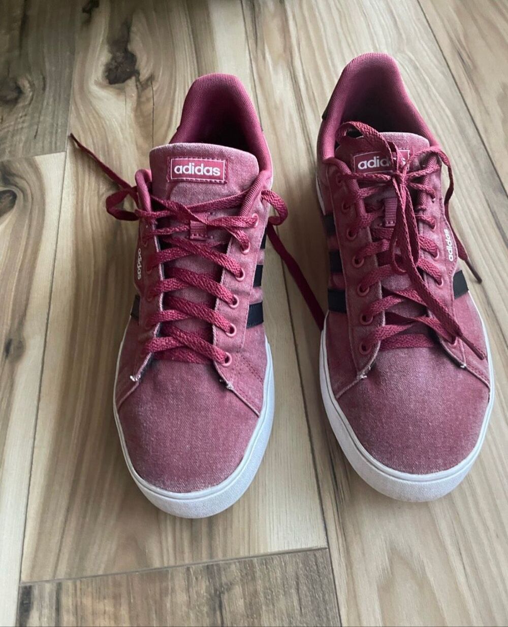 Adidas Daily 3.0 Men’s Legacy Burgundy Canvas Sneakers Size 10.5